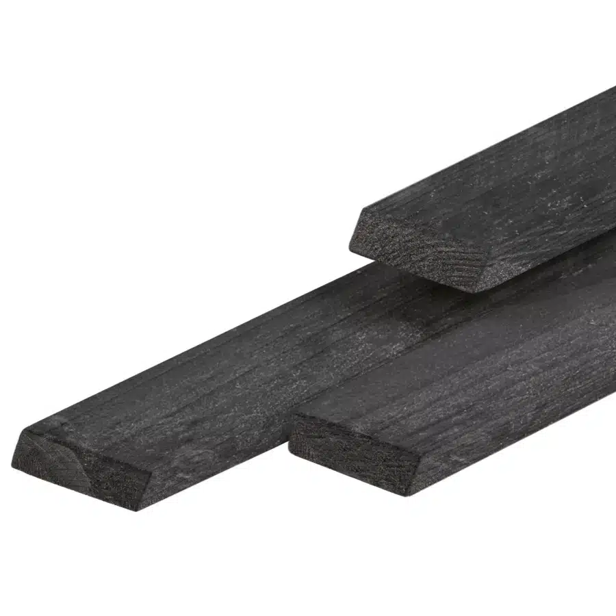 Douglas rhombusprofiel, zwart gespoten, gedroogd 2,0 x 6,7 x 360 cm