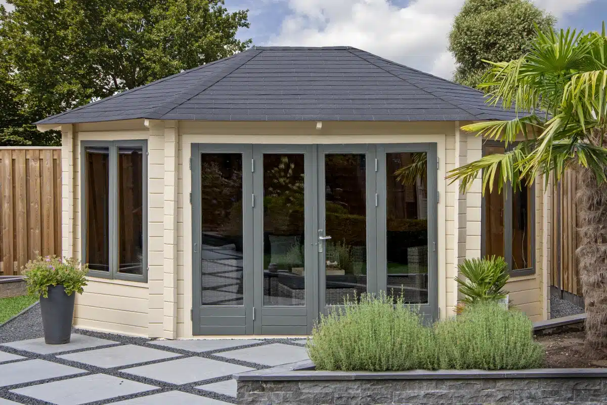 Blokhut – Tuinhuis Gudrun | 44 mm | vuren onbehandeld