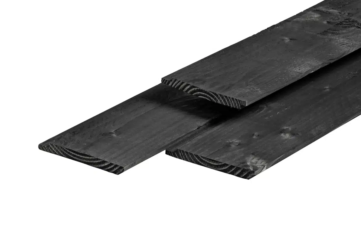 Douglas dubbel lip profiel houtpakket zwart geïmpregneerd – beton schutting systeem
