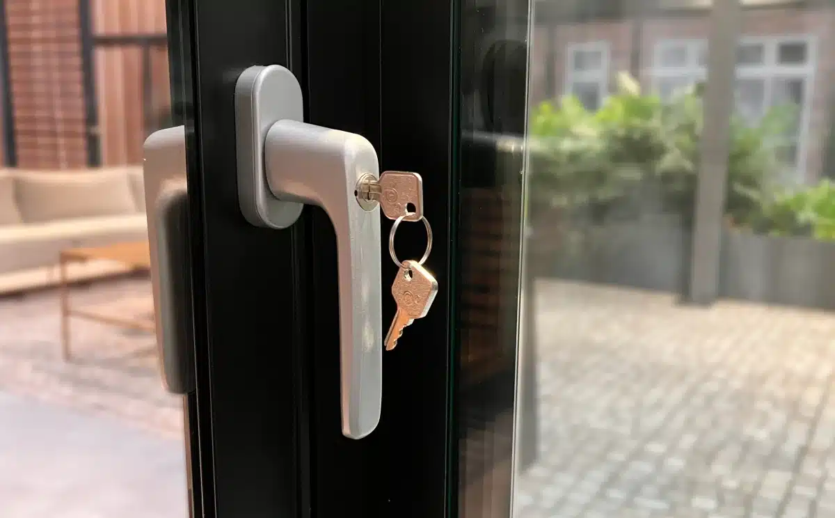 Zijsluiting set zwart